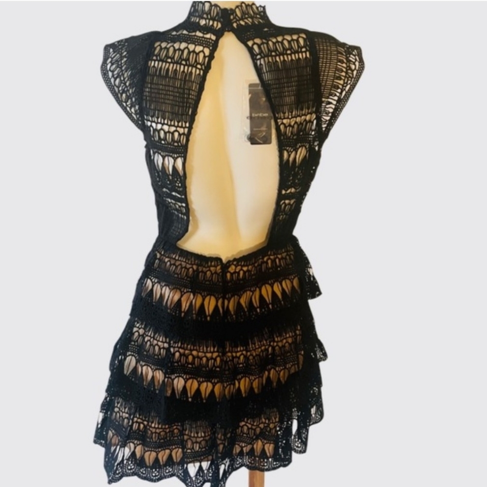 NWT bebe Leigh D8 Embroidered Dress Size 10 - Picture 4 of 7